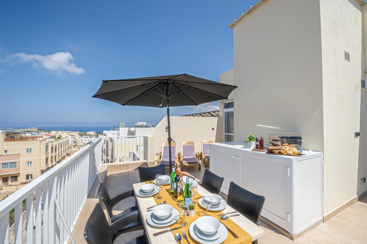 מליאהה Summer Breeze Penthouse With Private Hot Tub & Terrace With Panoramic Views, By Getawaysmalta מראה חיצוני תמונה