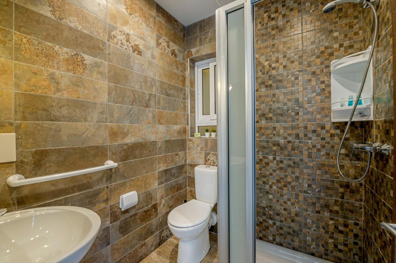 מליאהה Summer Breeze Penthouse With Private Hot Tub & Terrace With Panoramic Views, By Getawaysmalta מראה חיצוני תמונה